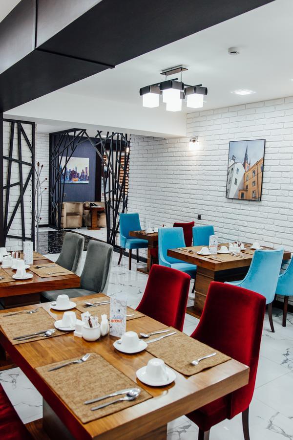 Express City Hotel Shymkent Ngoại thất bức ảnh